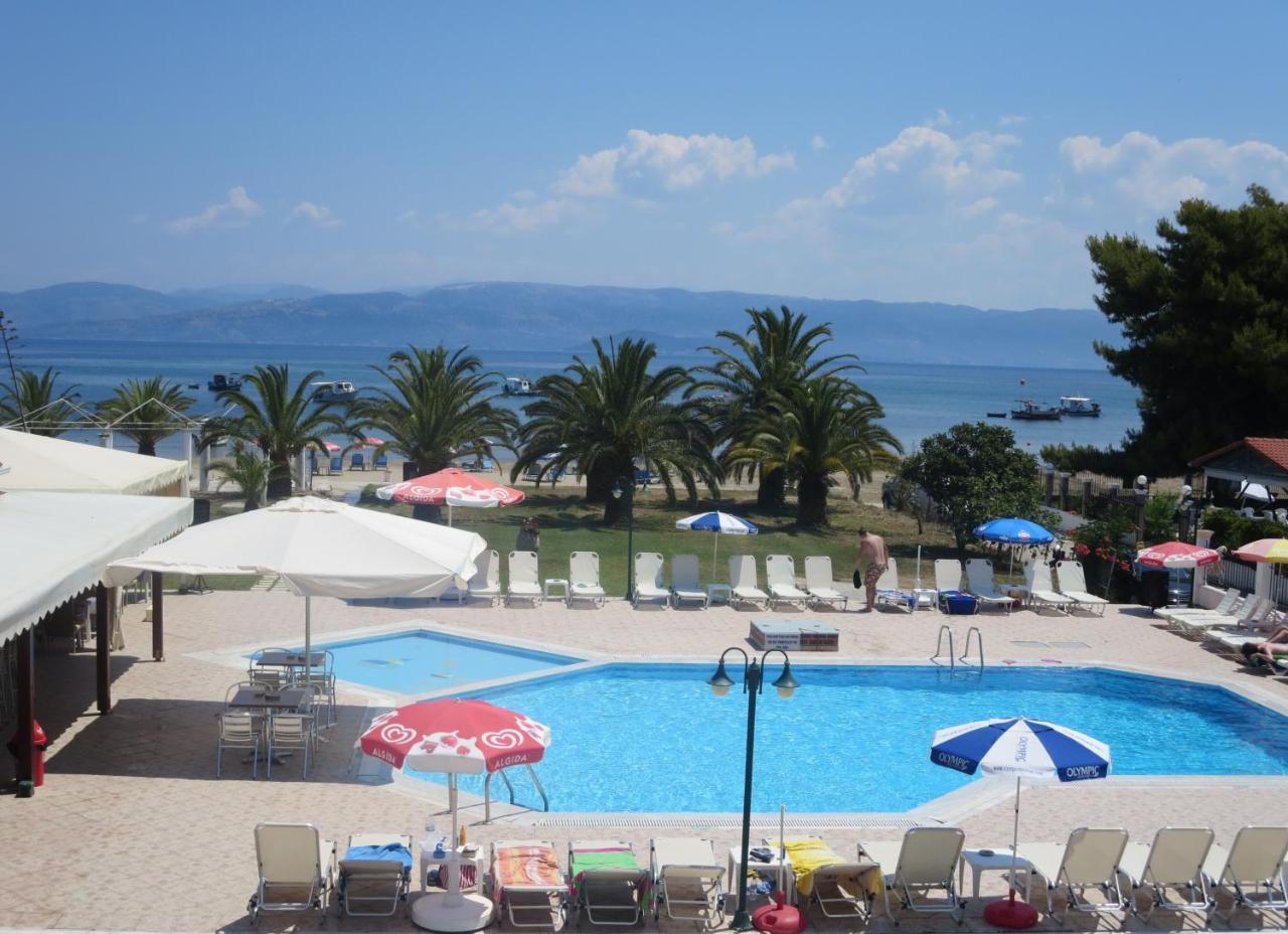 קאבוס Umbrella Beach Apartments מראה חיצוני תמונה